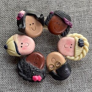 Vintage Kansas Cousins 1994 Women Circle Brooch Pin Friendship Sisterhood